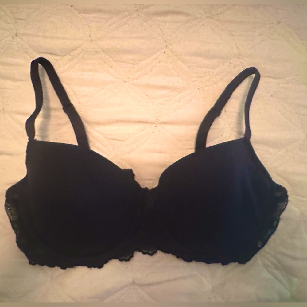 Black lace detail bra